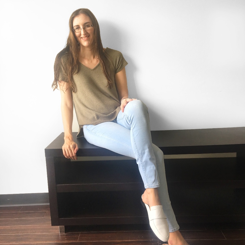 Meet your Posher, Caroline